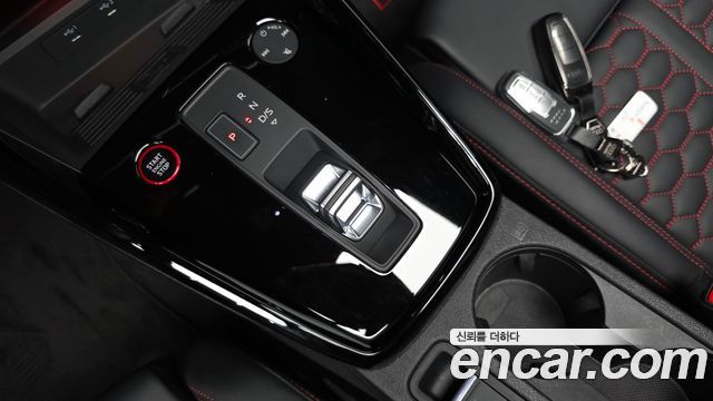 Audi RS3 2024 — photo 12