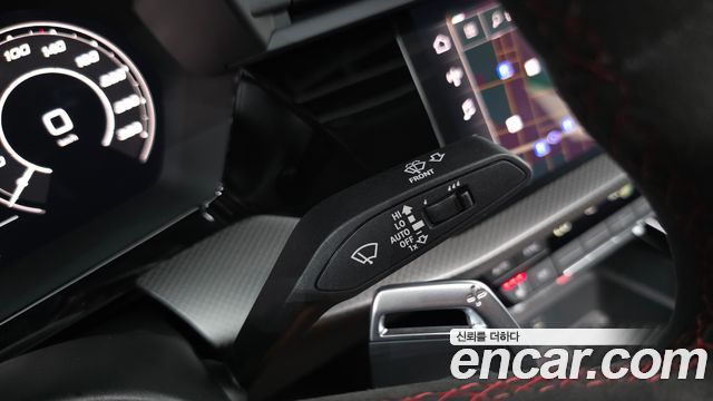 Audi RS3 2024 — photo 25