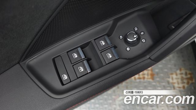Audi RS3 2024 — photo 29