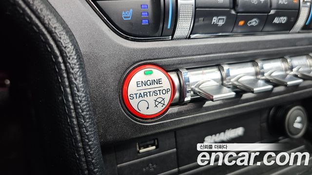 Ford Mustang 2017 — photo 27