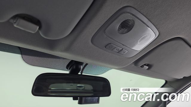 Hyundai Starex 2018 — photo 23