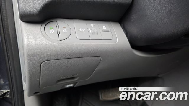 Hyundai Starex 2018 — photo 24