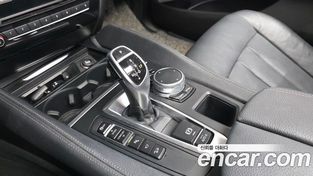 BMW X6 2017 — photo 9