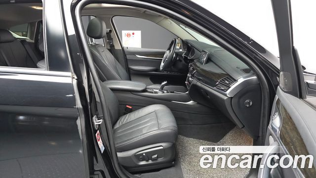 BMW X6 2017 — photo 11