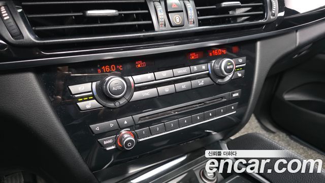 BMW X6 2017 — photo 16