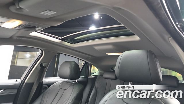 BMW X6 2017 — photo 18