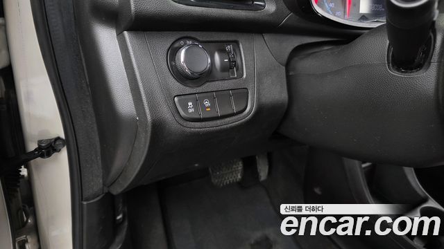 Chevrolet Korea Spark 2018 — photo 18