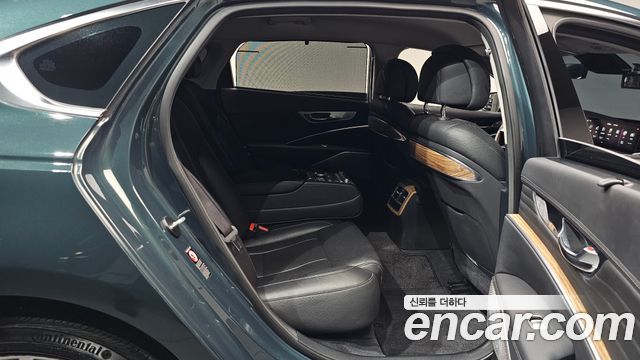 Kia K9 2022 — photo 17