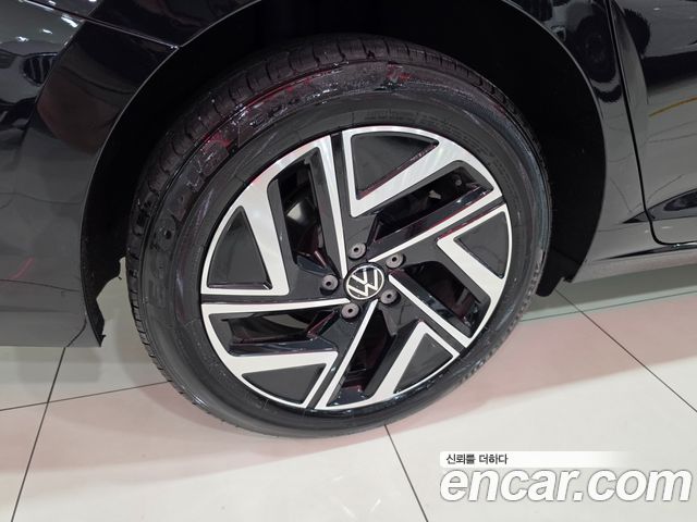 Volkswagen Jetta 2023 — photo 5