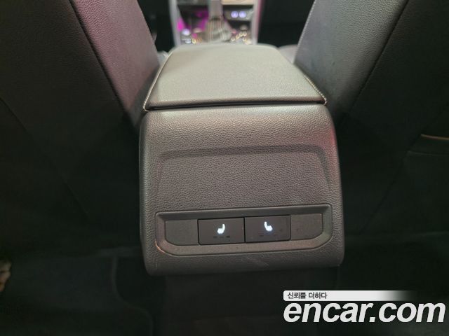 Volkswagen Jetta 2023 — photo 17