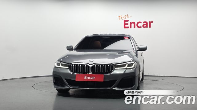 BMW 5-Series 2023 — photo 3
