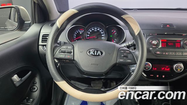 Kia morning 2016 — photo 16