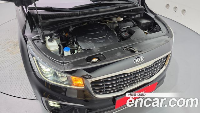 Kia Canival 2020 — photo 6