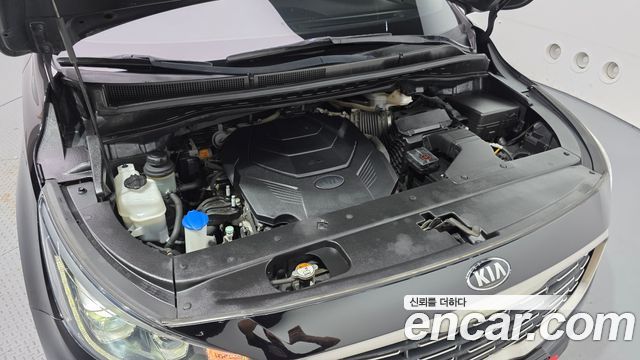 Kia Canival 2020 — photo 26