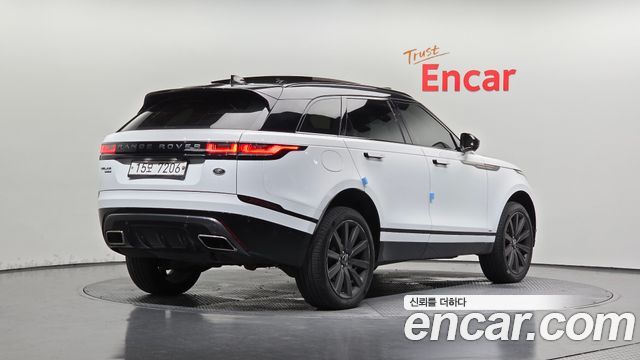 Land Rover Range Rover Velar 2019 — photo 2