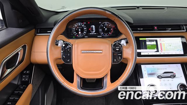 Land Rover Range Rover Velar 2019 — photo 22