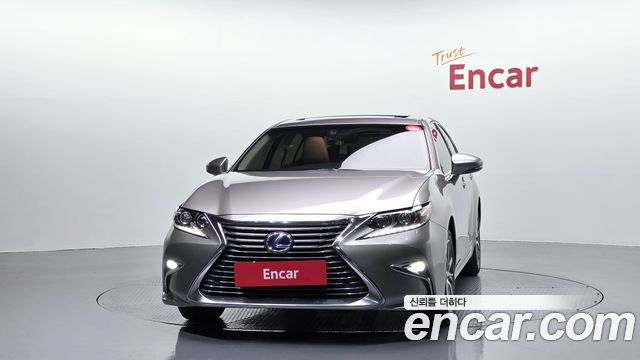 Lexus ES 2018 — photo 3