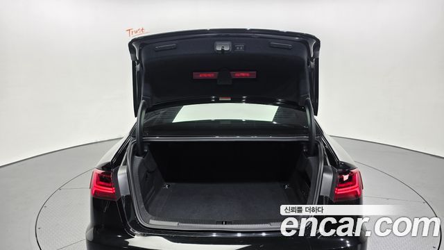 Audi S6 2016 — photo 20