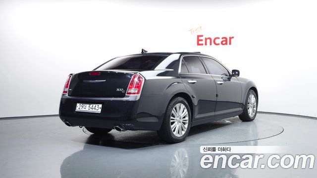 Chrysler 300C 2014 — photo 2