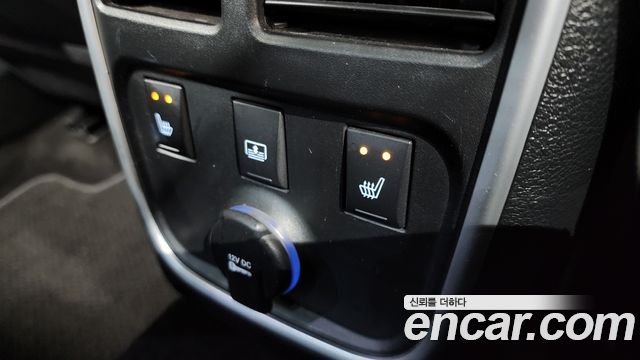 Chrysler 300C 2014 — photo 19