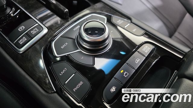 Kia K9 2017 — photo 26