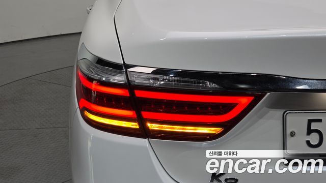 Kia K9 2017 — photo 9