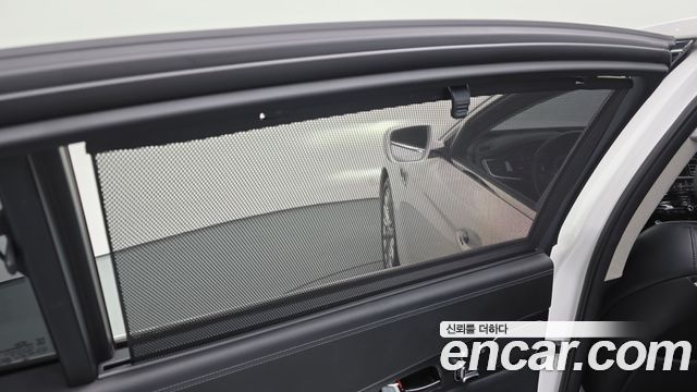 Kia K9 2017 — photo 29