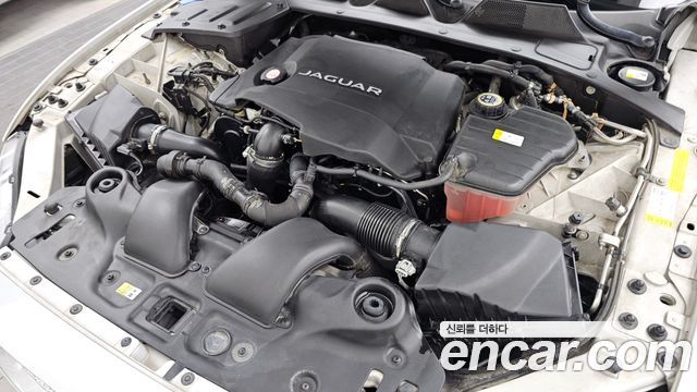 Jaguar XJ 2018 — photo 6