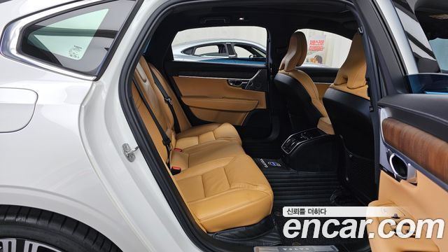 Volvo S90 2024 — photo 18