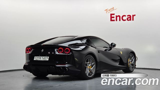 Ferrari 812 2020 — photo 2