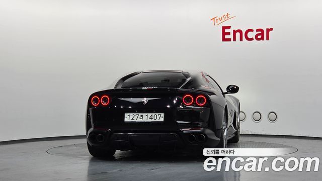 Ferrari 812 2020 — photo 4