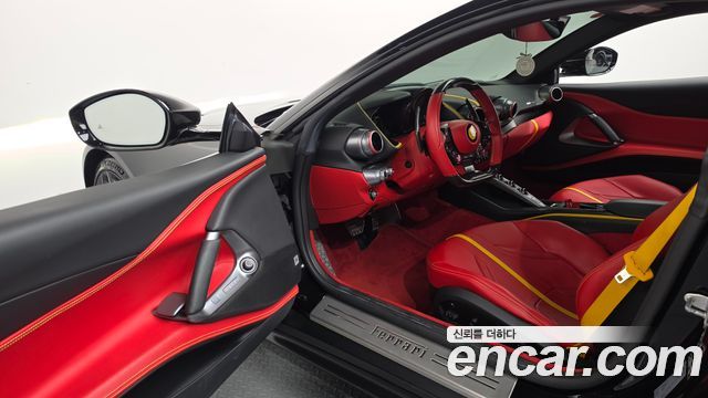 Ferrari 812 2020 — photo 10