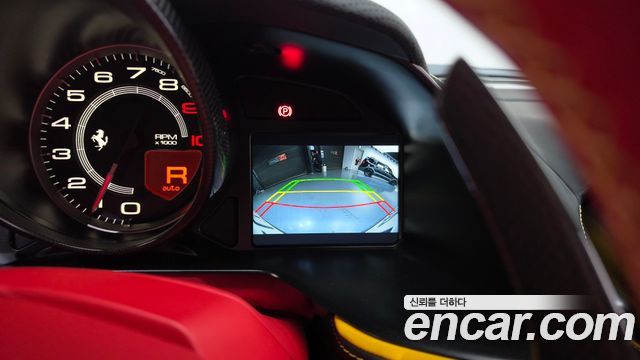 Ferrari 812 2020 — photo 17