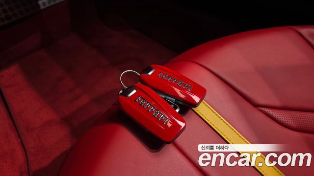 Ferrari 812 2020 — photo 19