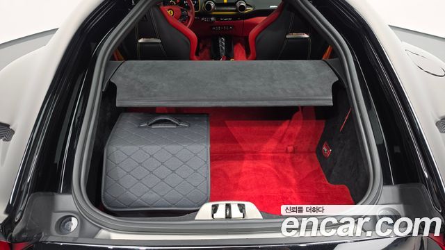 Ferrari 812 2020 — photo 20