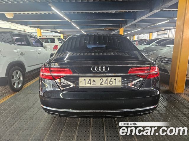 Audi A8 2015 — photo 5