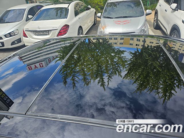 Audi A8 2015 — photo 8