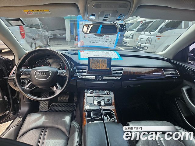 Audi A8 2015 — photo 10