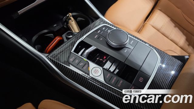 BMW 3-Series 2023 — photo 12