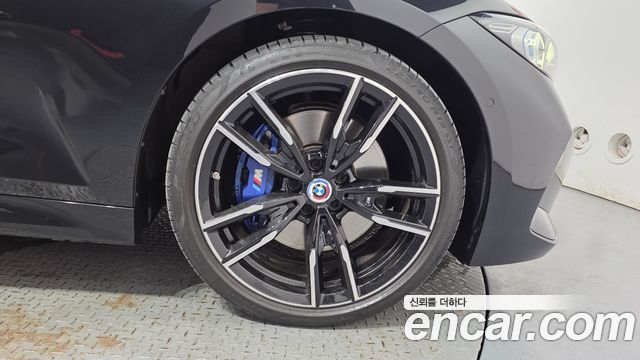 BMW 3-Series 2023 — photo 7