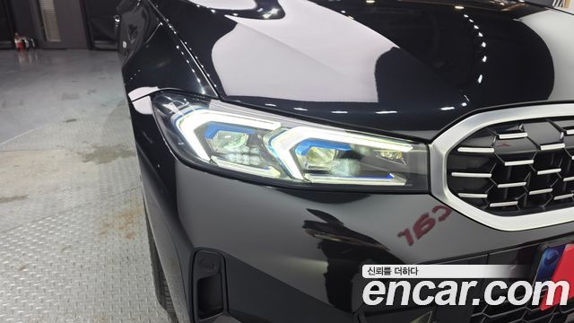 BMW 3-Series 2023 — photo 8
