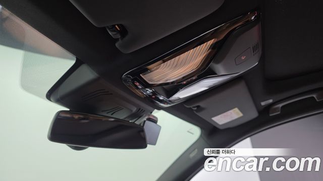 BMW 3-Series 2023 — photo 27