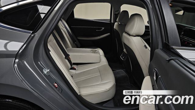 Hyundai Sonata 2020 — photo 17
