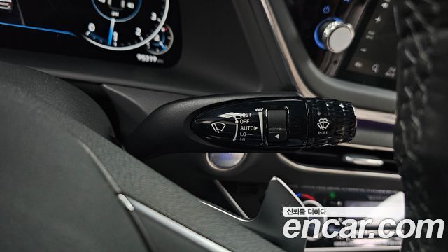 Hyundai Sonata 2020 — photo 28