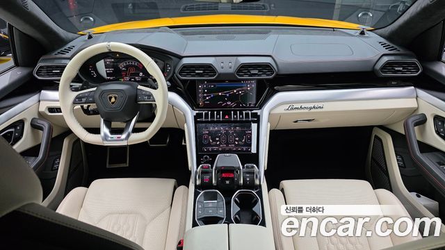 Lamborghini Urus 2024 — photo 10
