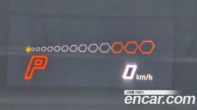 Lamborghini Urus 2024 — photo 34