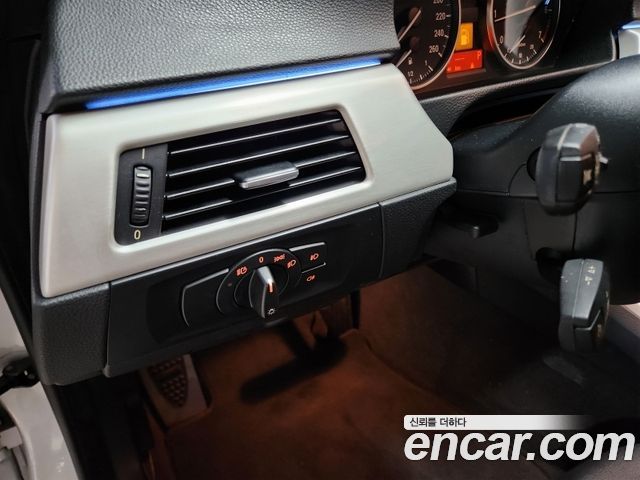 BMW 3-Series 2008 — photo 11