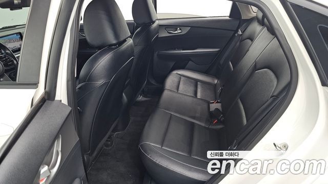 Kia K3 2019 — photo 11
