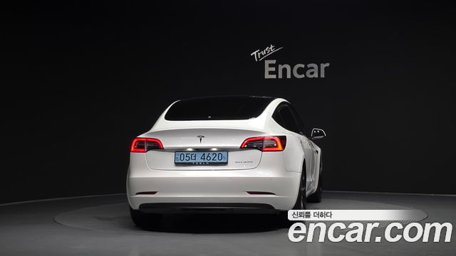 Tesla Model 3 2022 — photo 4