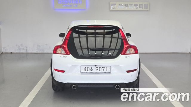Volvo C30 2012 — photo 4
